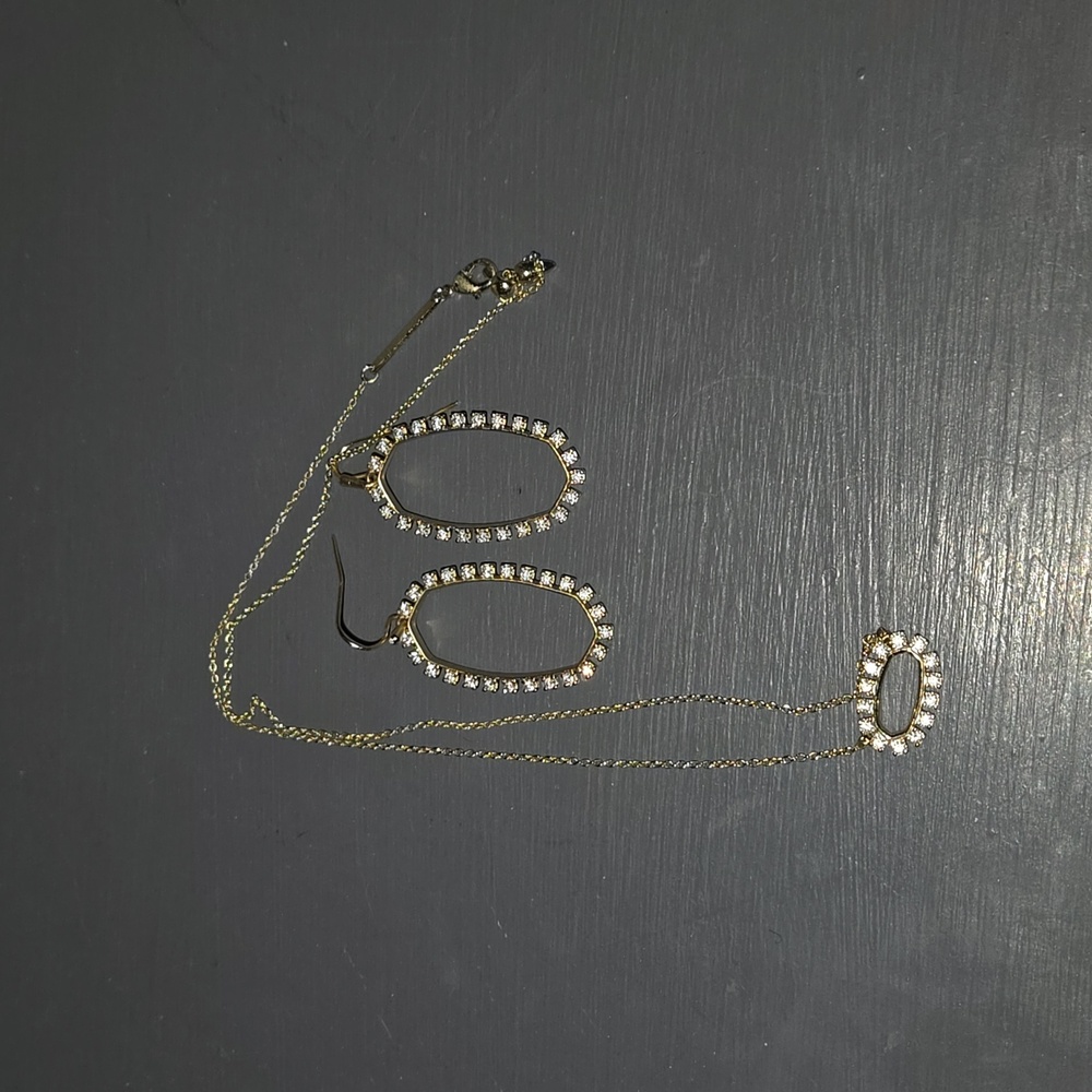 Kendra Scott Earrings & Necklace Set